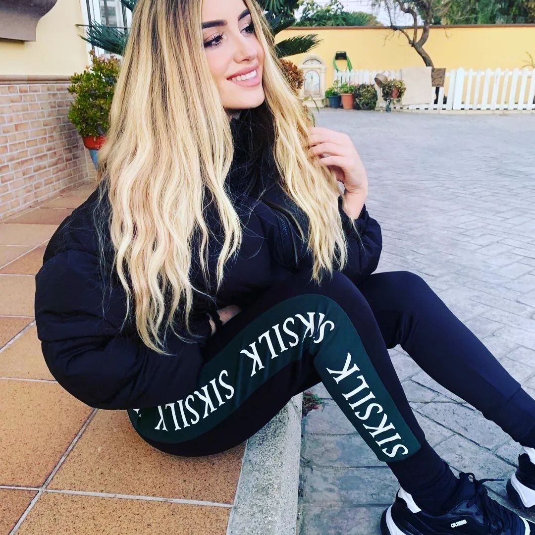 Current Trends in Streetwear