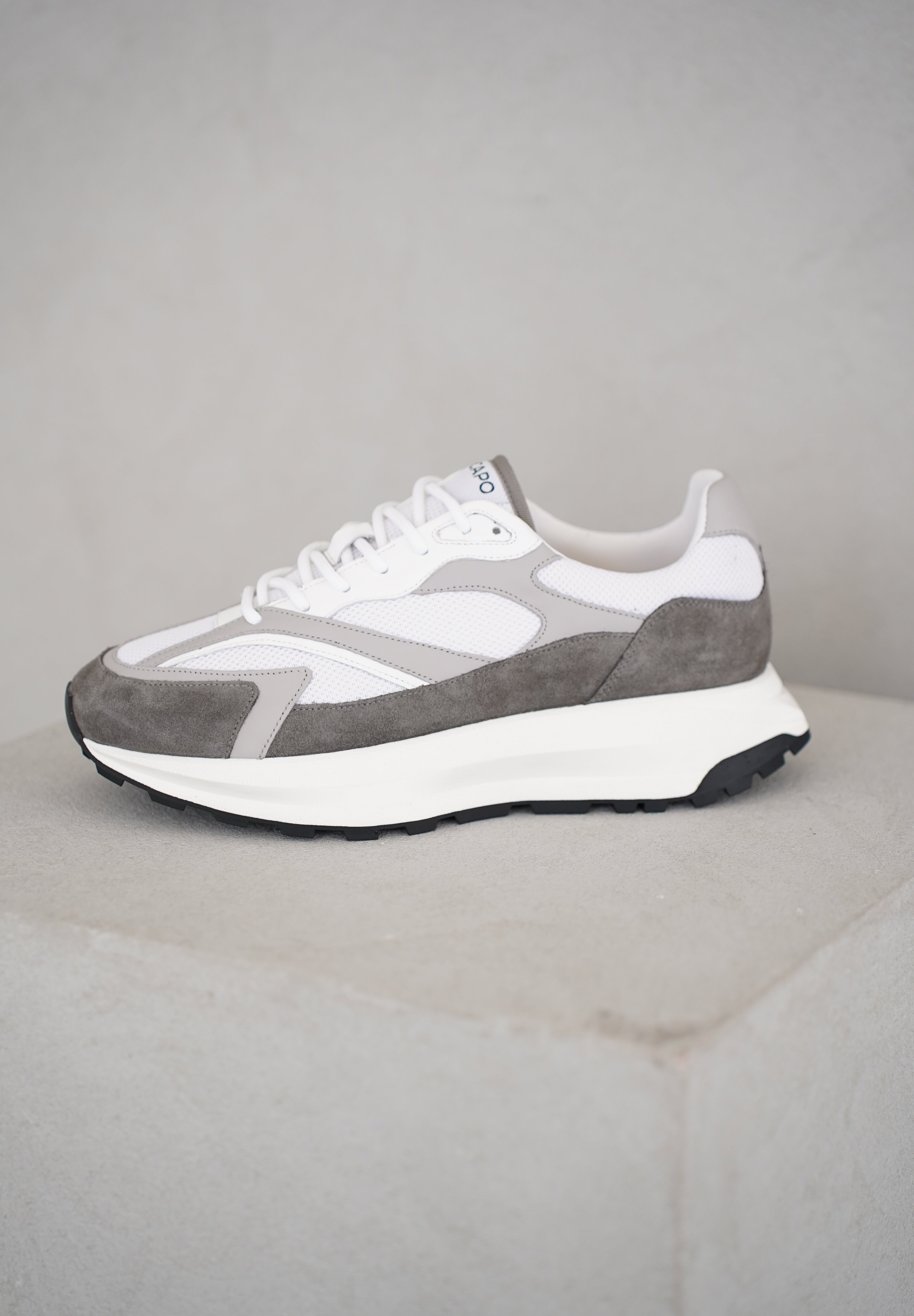 Capo Omni Trainer - Grey/White