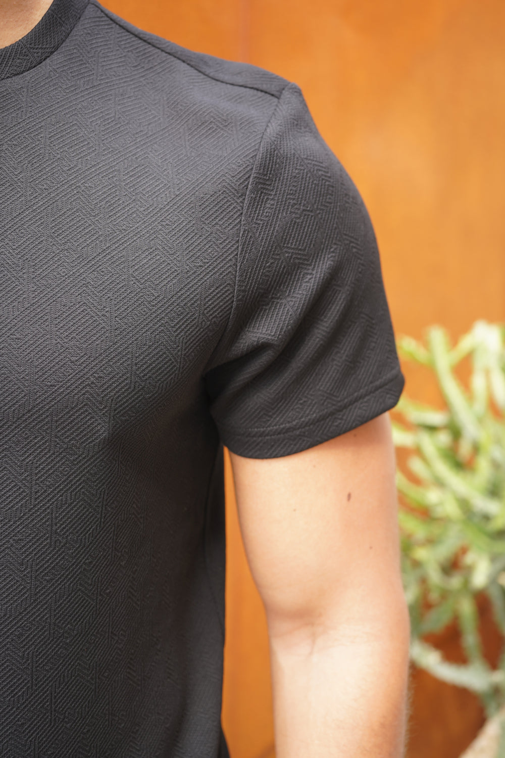 Capo Aztec Revere T-Shirt - Black
