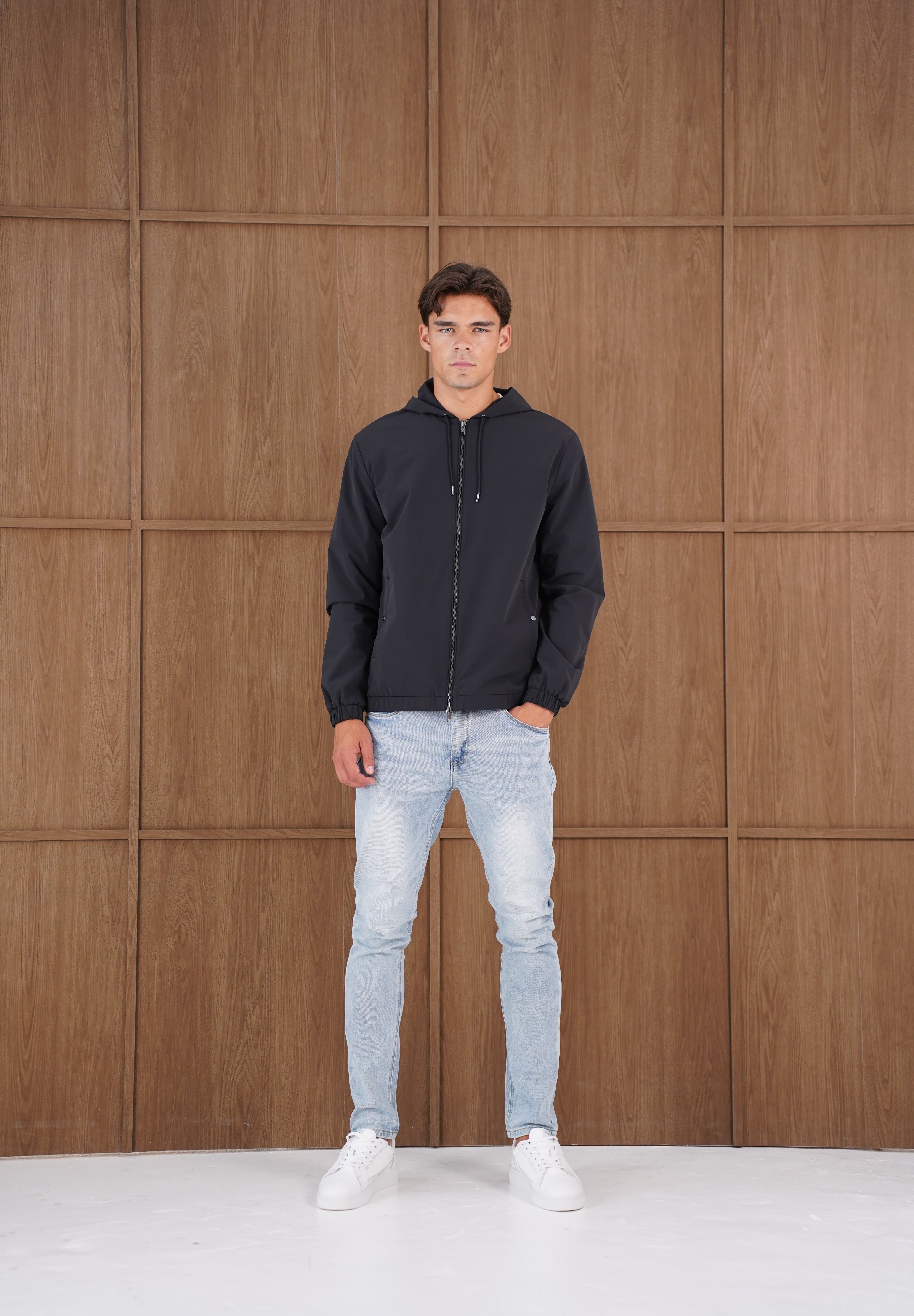 Capo Lightweight Shell Jacket - Black
