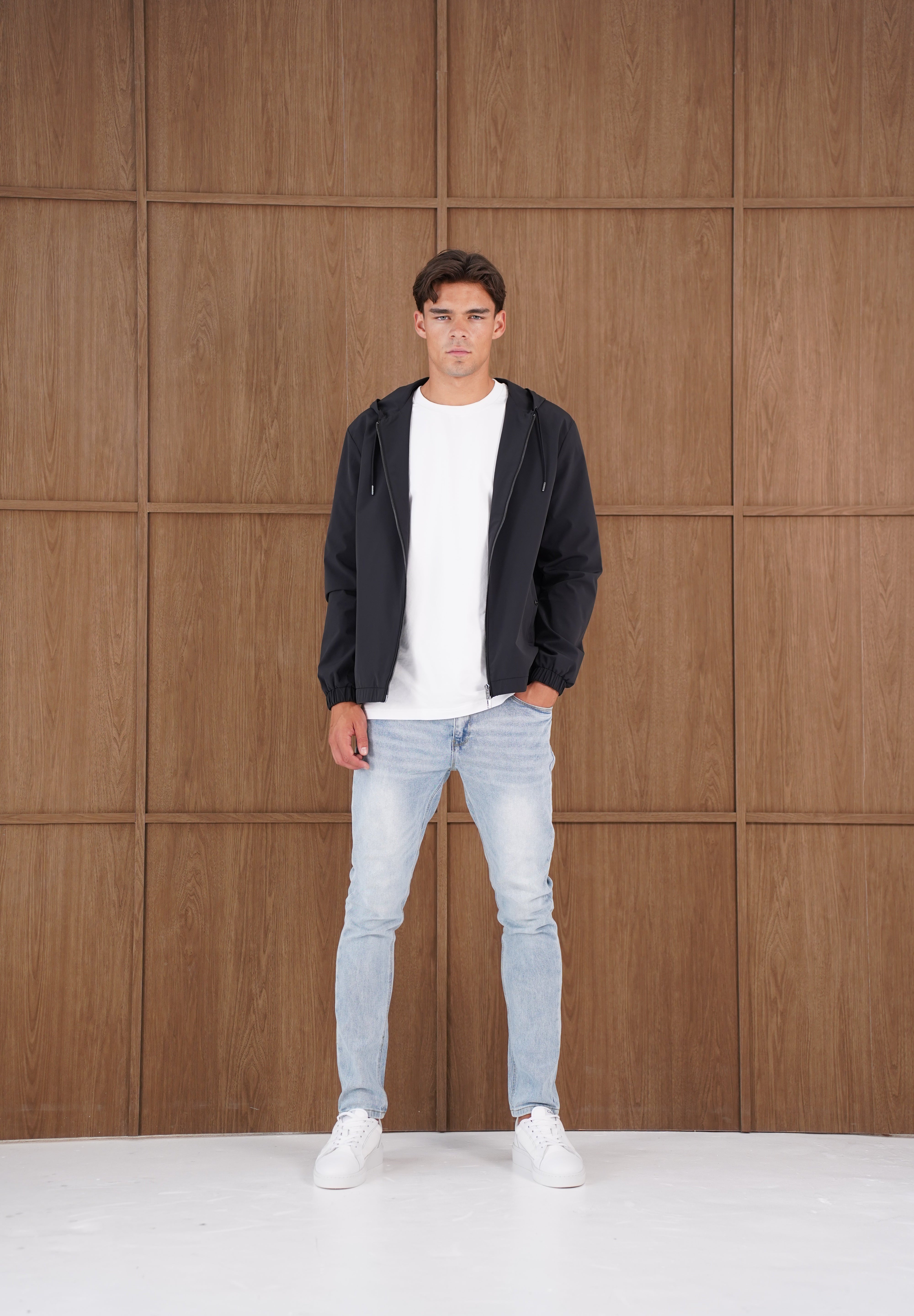 Capo Lightweight Shell Jacket - Black
