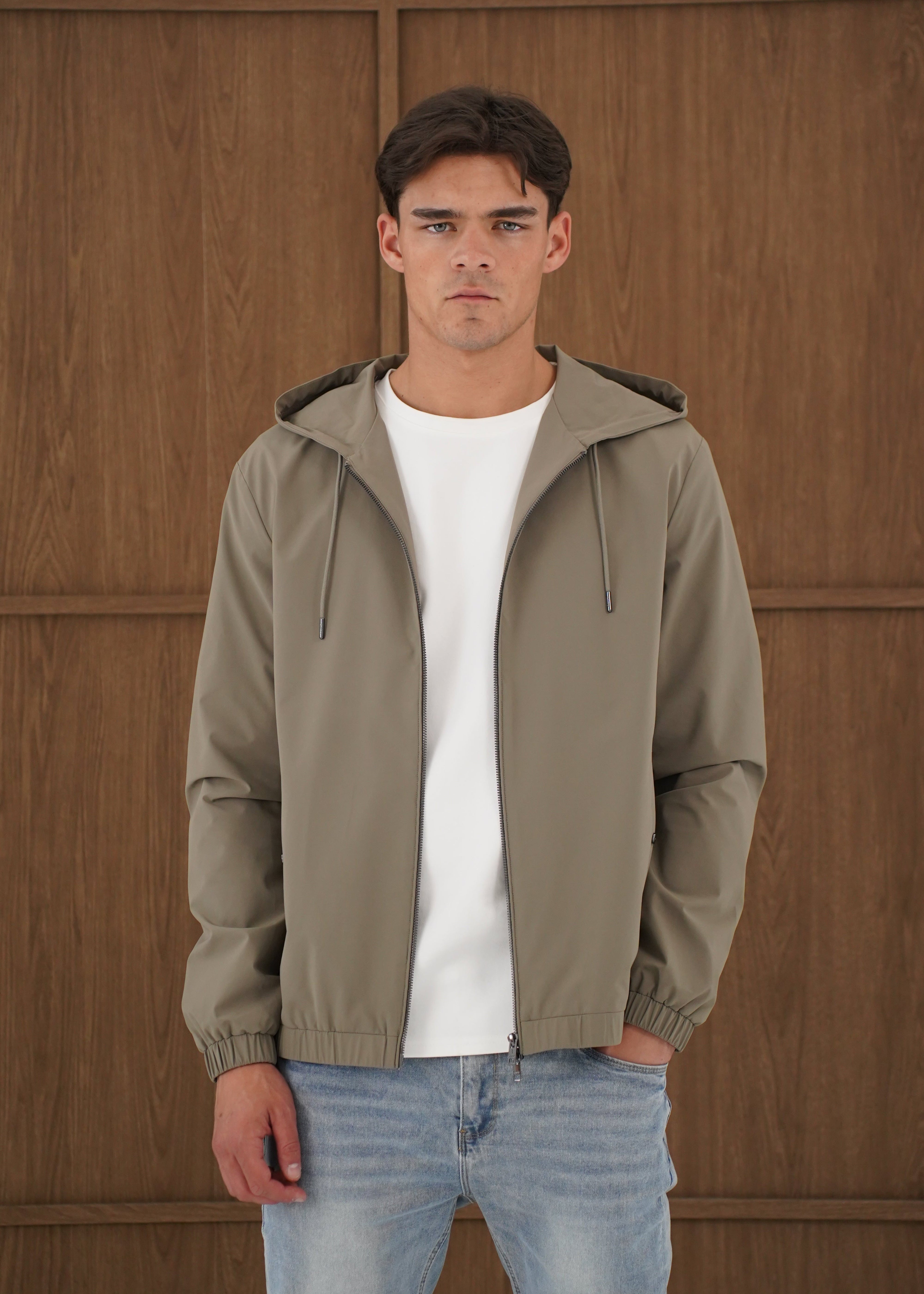 Capo Lightweight Shell Jacket - Olive