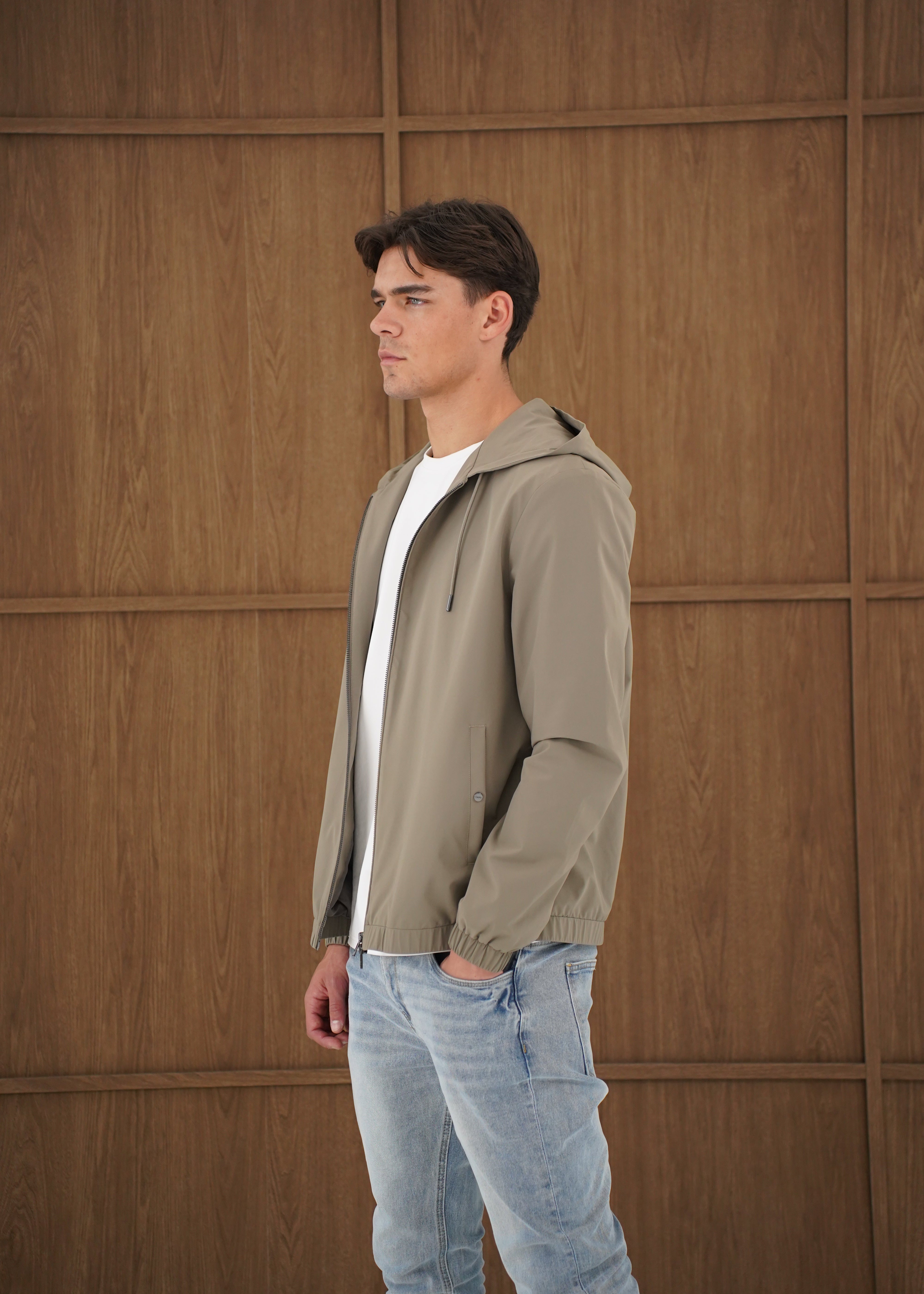 Capo Lightweight Shell Jacket - Olive