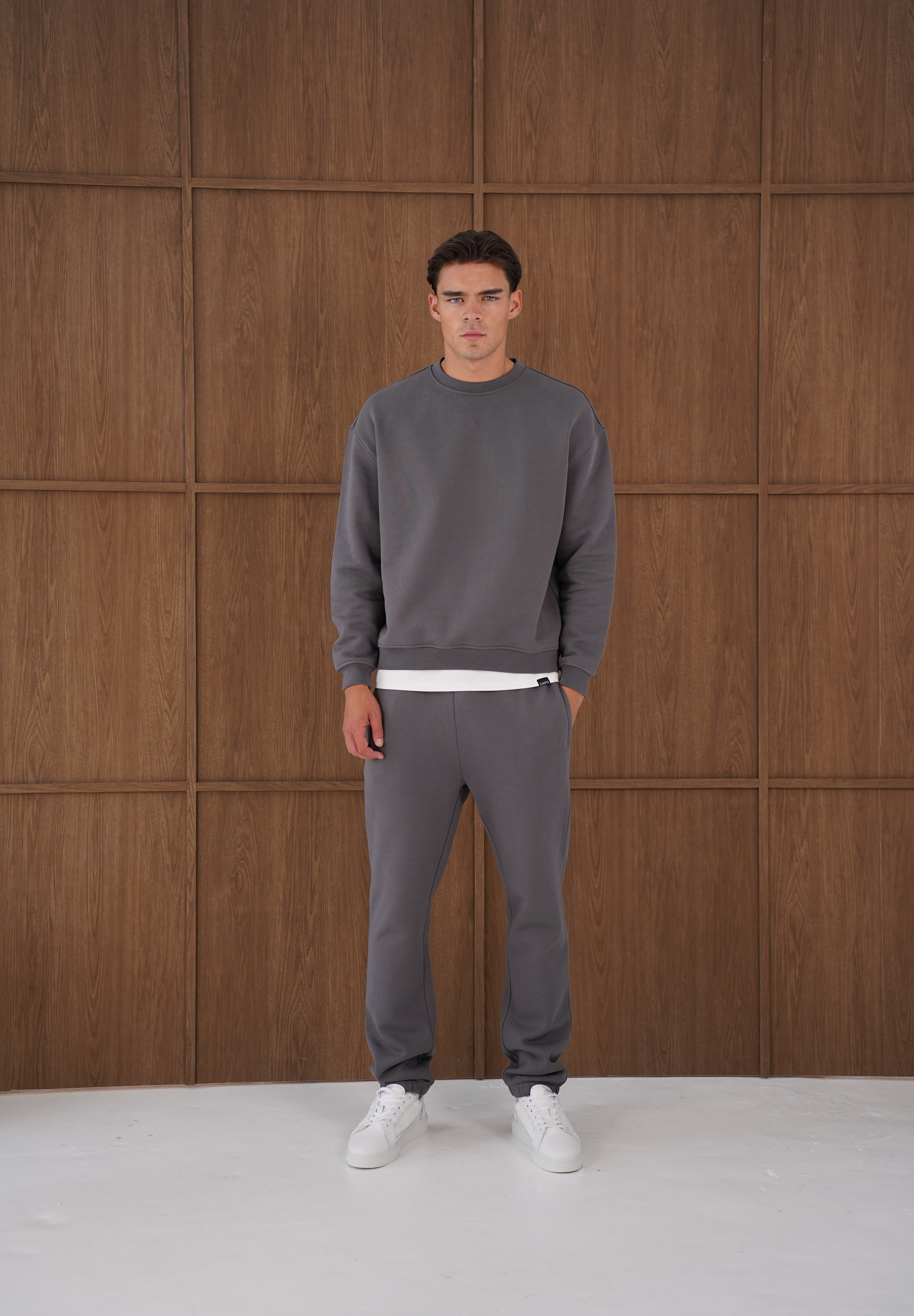 Capo Heavyweight Crew Neck Sweater - Charcoal
