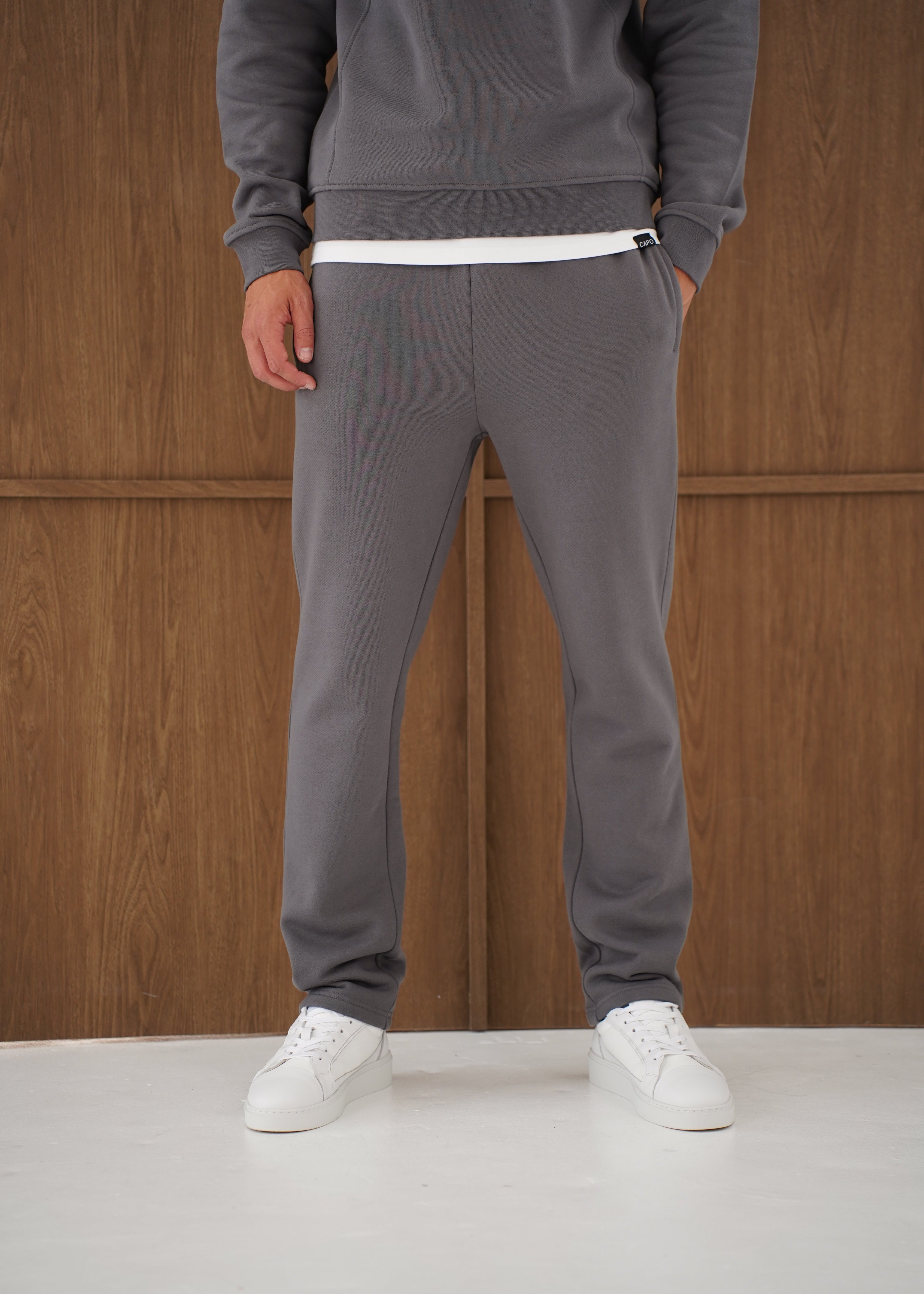 Capo Heavyweight Jogger - Charcoal