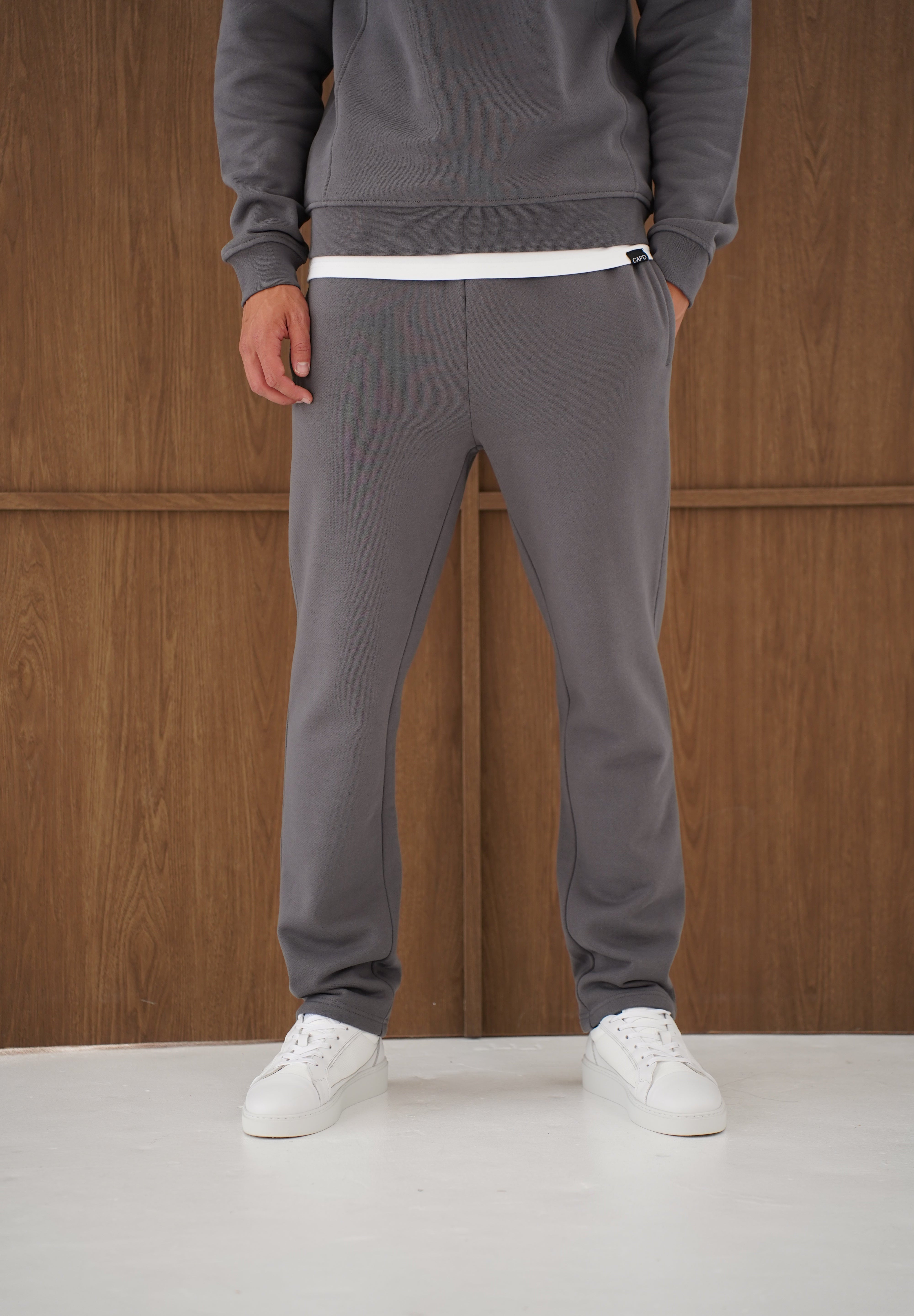Capo Heavyweight Jogger - Charcoal