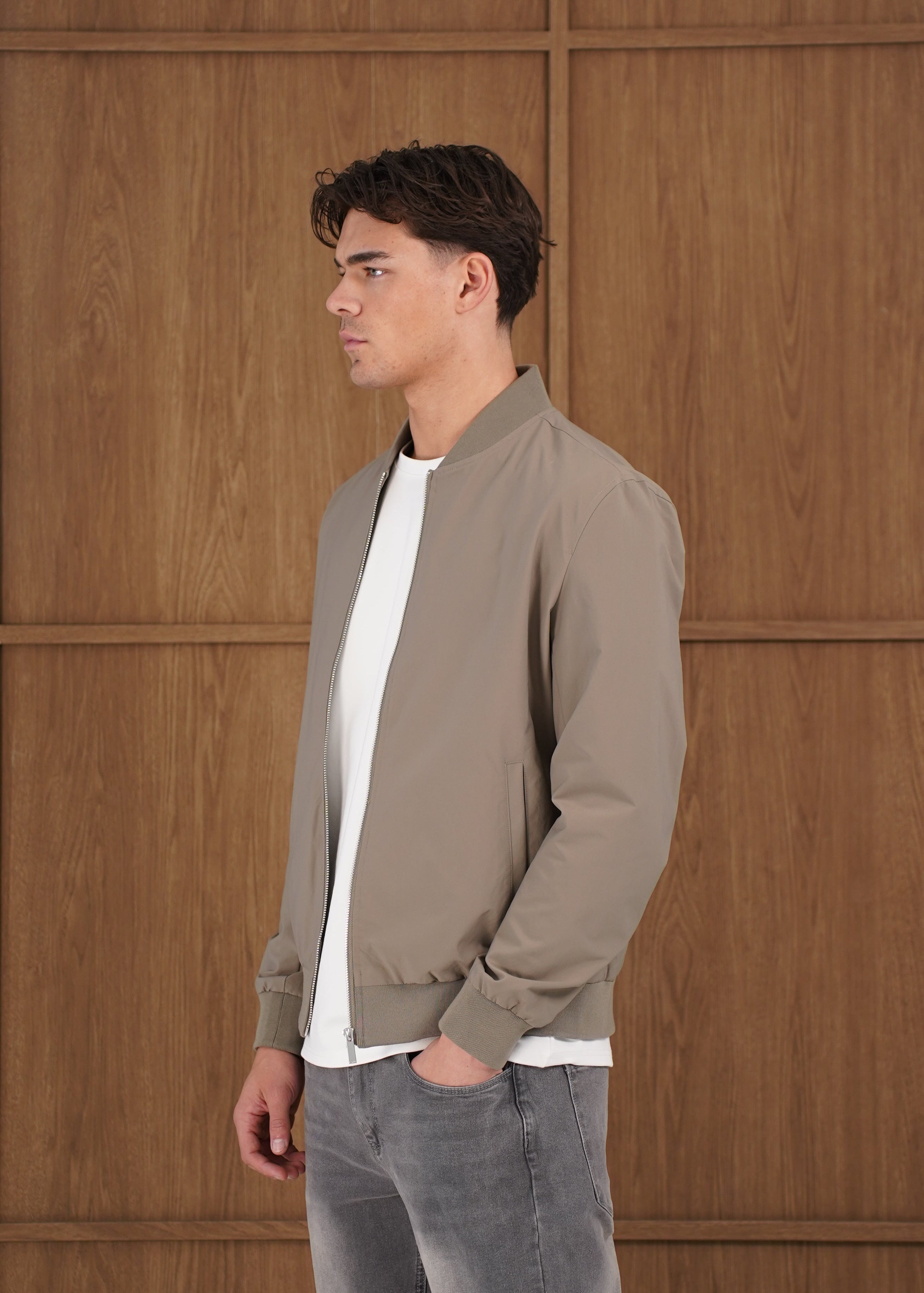 Capo Bomber Jacket - Light Olive