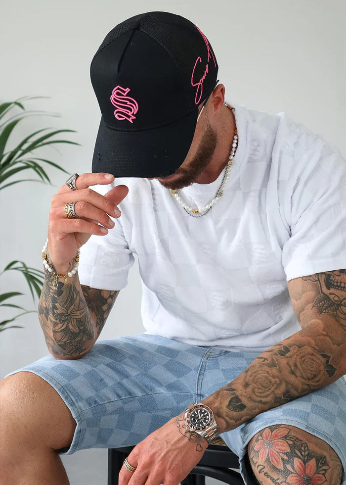 【SINNERS ATTIRE】 Distressed Trucker Hat New In – LITCollective