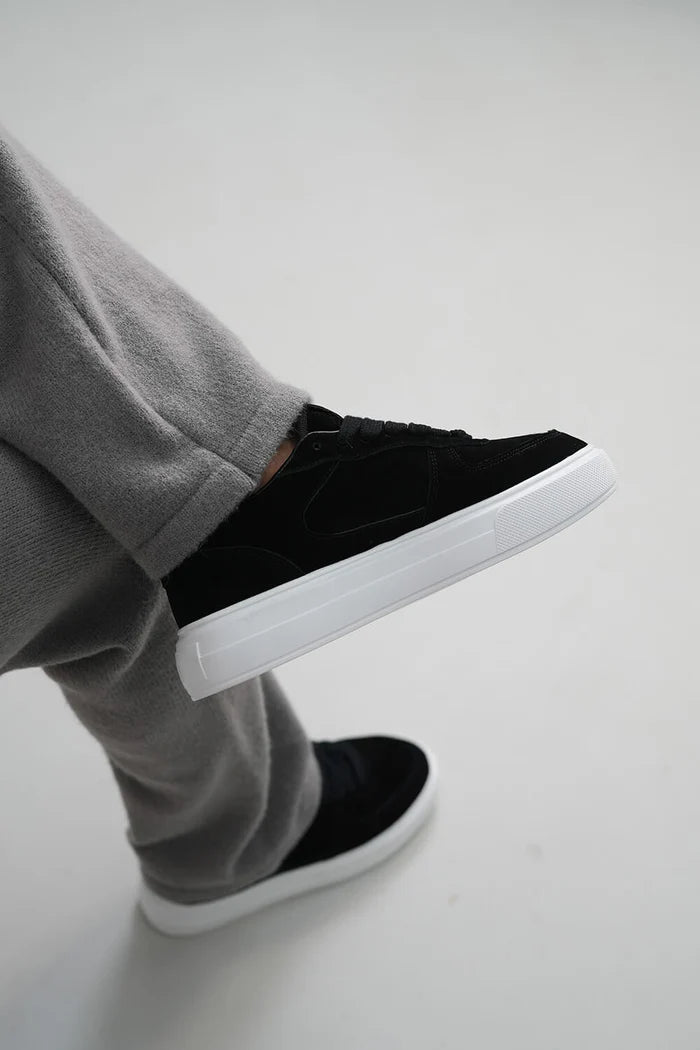 Sinners Attire - Court Suede Trainers - Black