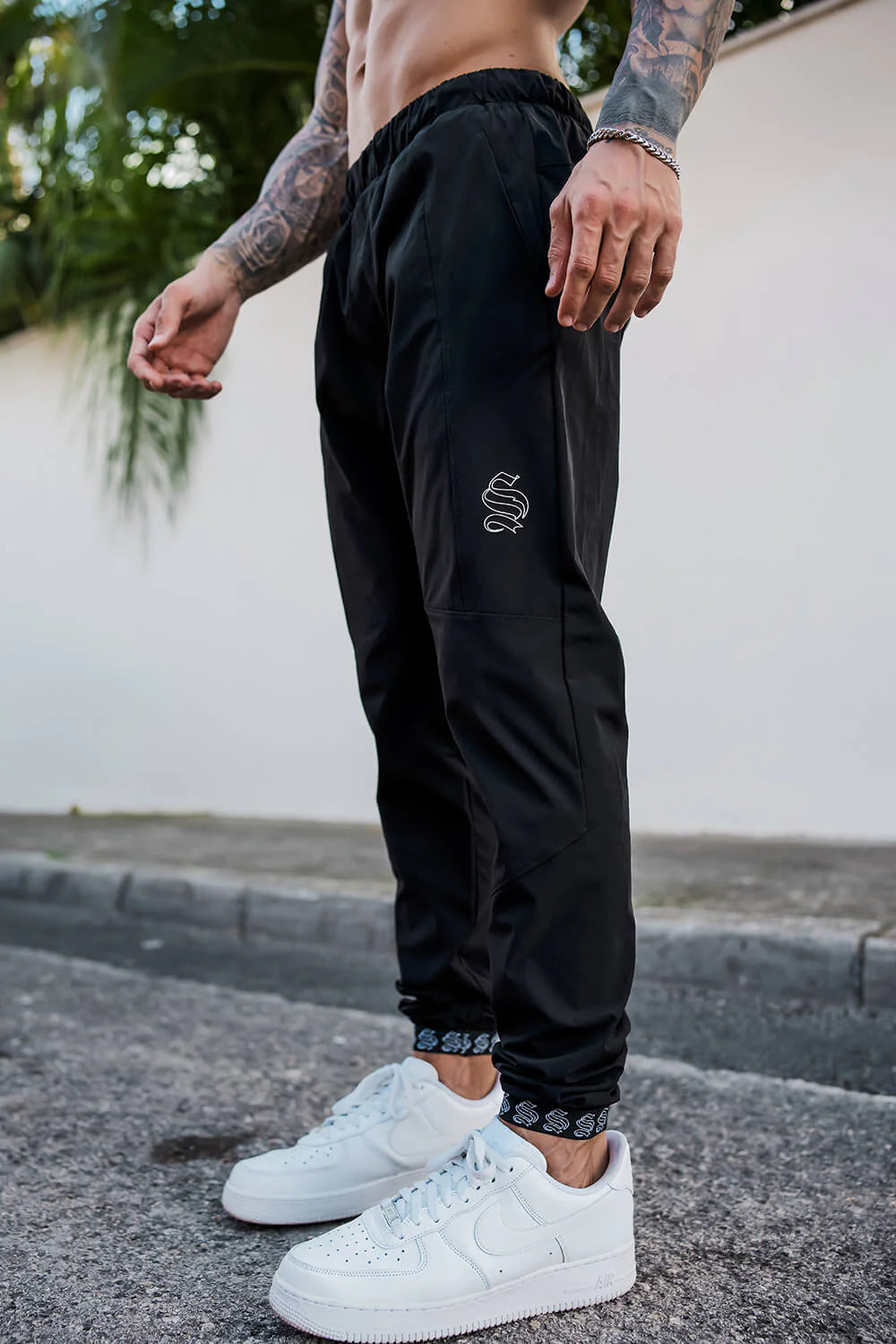 Sinners Attire Venom Tech Joggers - Black