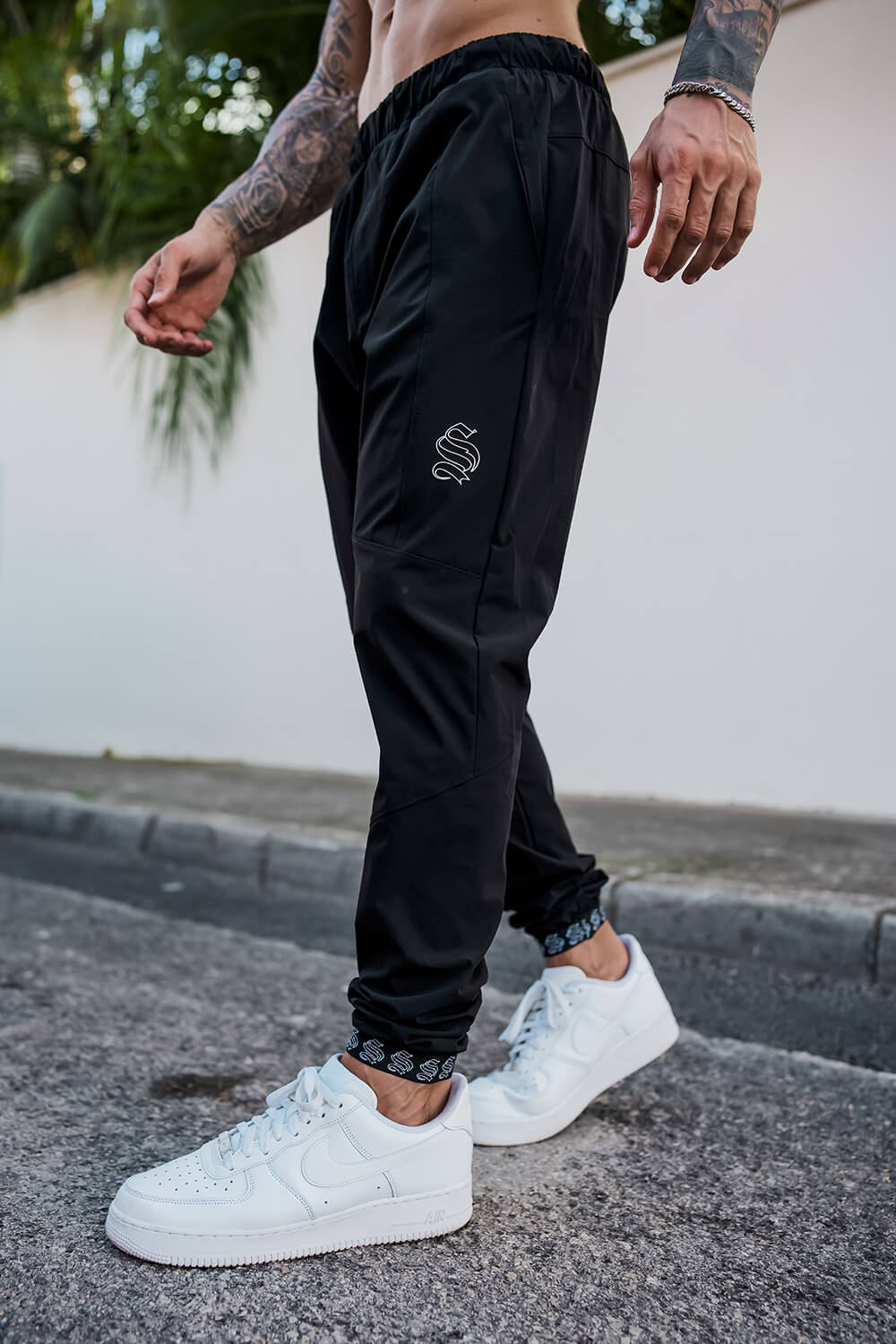 Sinners Attire Venom Tech Joggers - Black