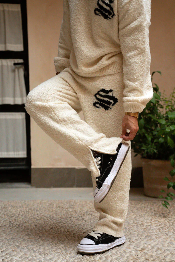 Sinners Attire - Emblem Knitted Sweater - Off White