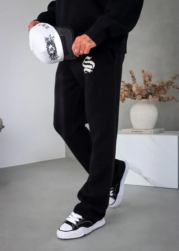 Sinners_Attire_Black_Palais_Joggers_3.webp