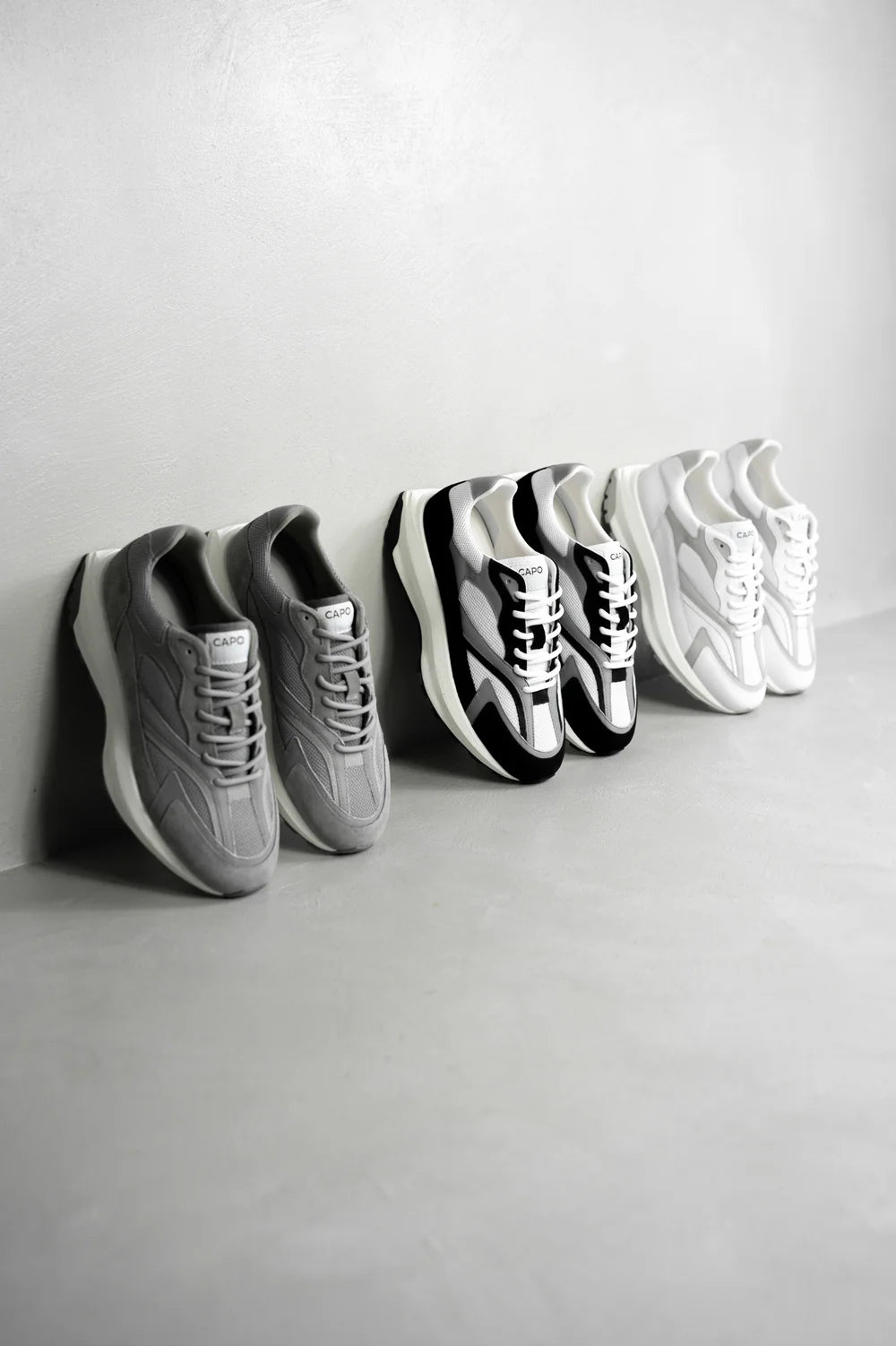 Capo Omni Trainer - White/Light Grey