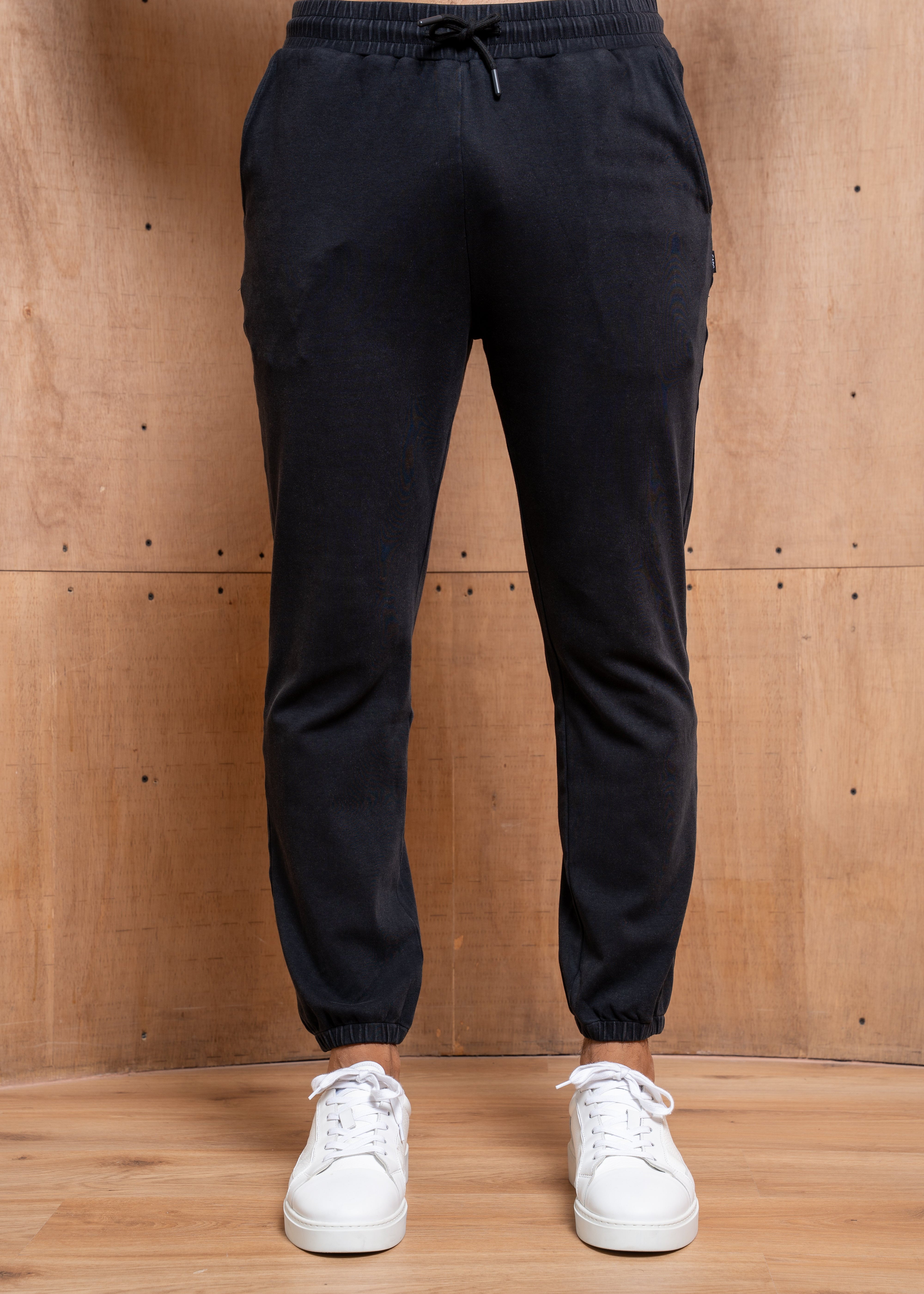 Capo Veluro Washed Joggers - Black