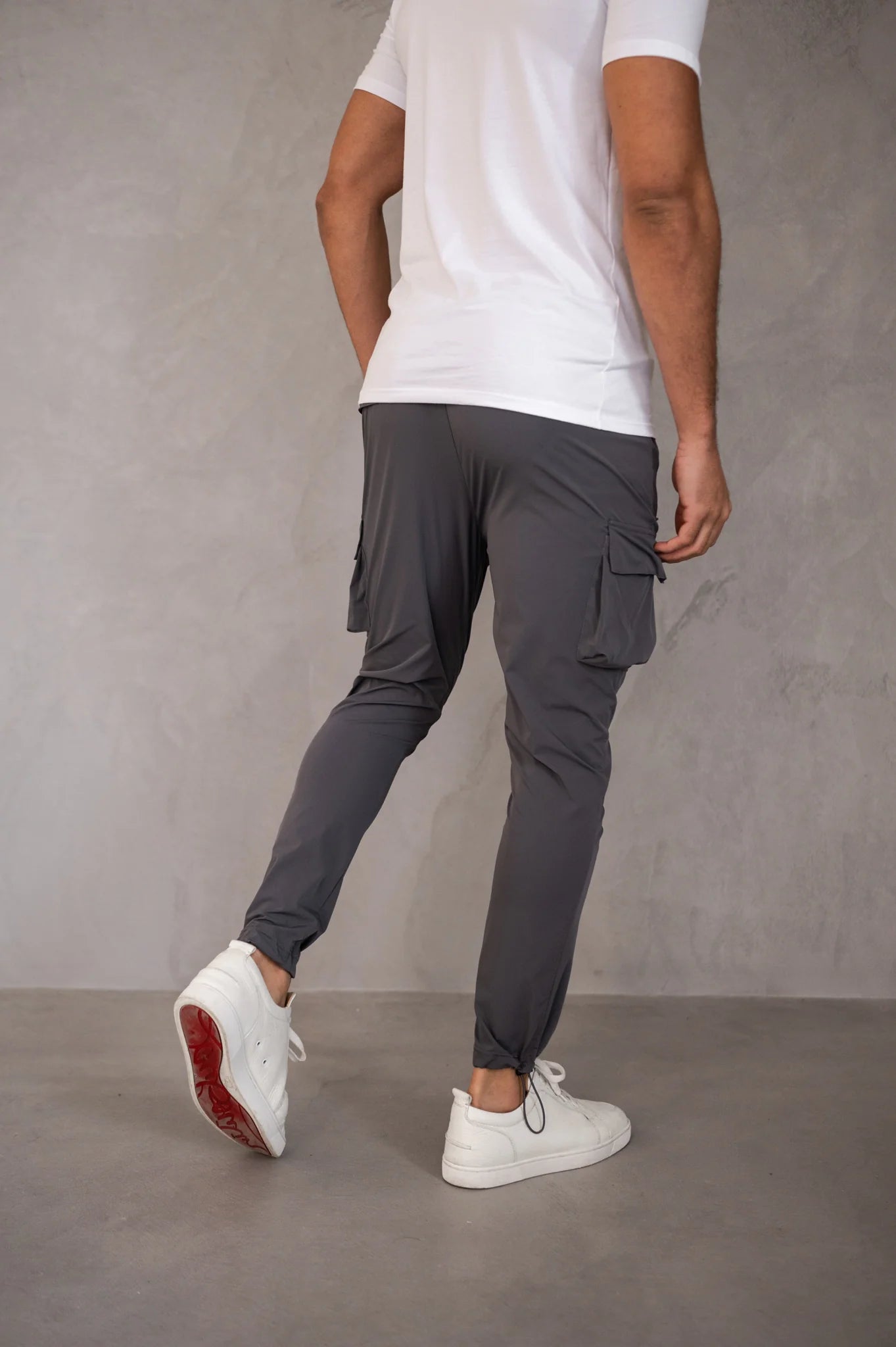 Capo LIGHTWEIGHT Cargo Pant - Dark Grey