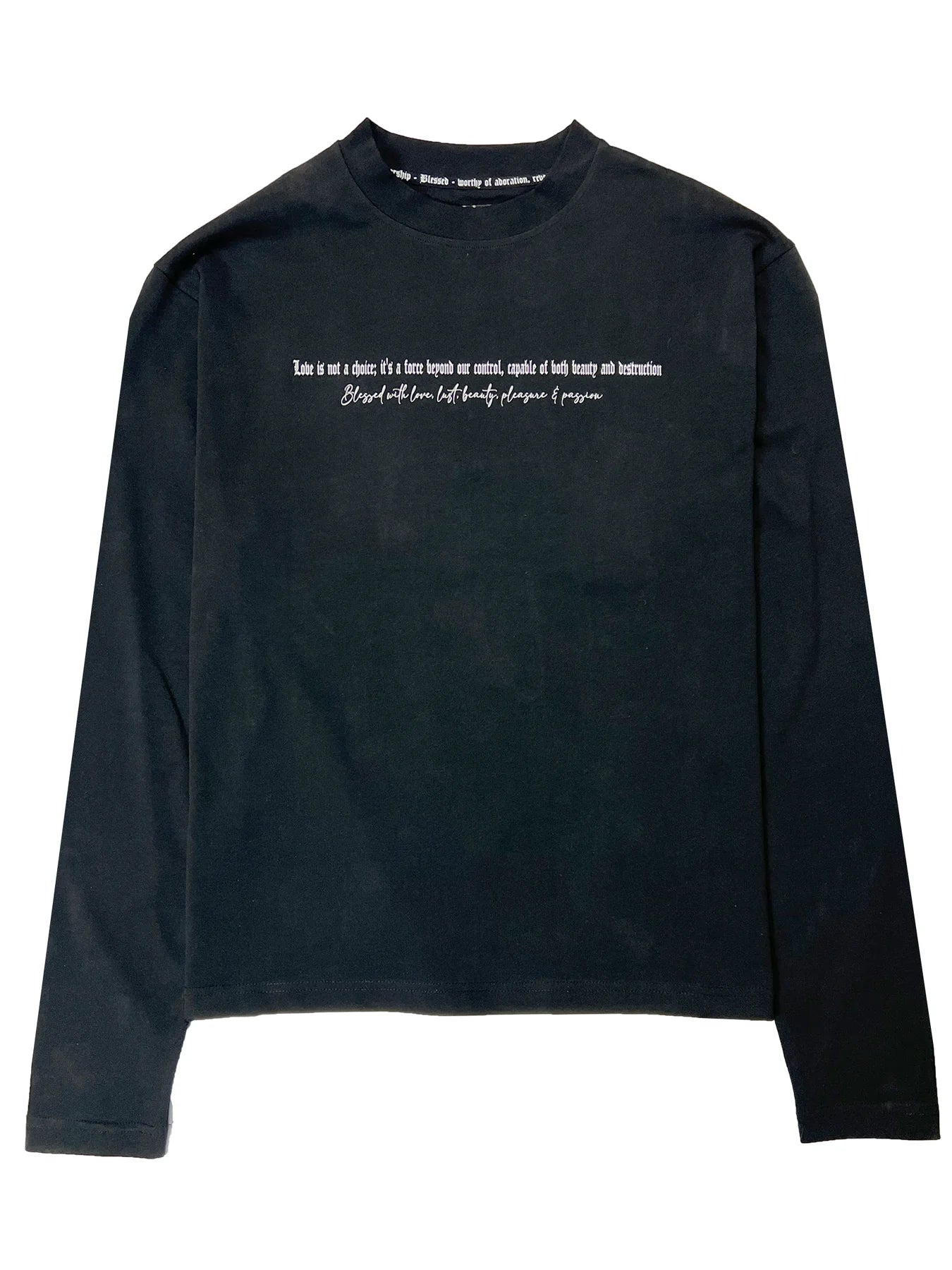 Blessed Aphrodite long sleeved boxy Tee - black