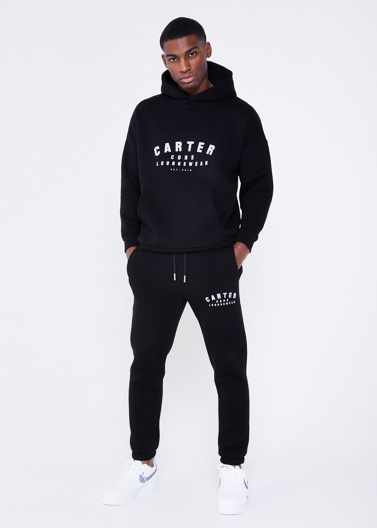JC075-HERITAGEHOODIE-BLACK_01.jpg