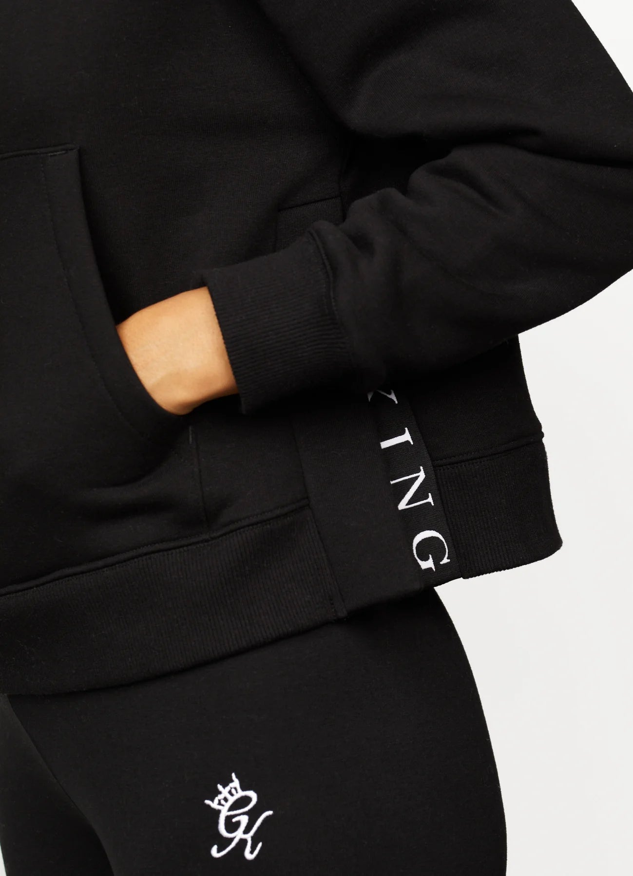 Gym King Linear Tape Hood - Black