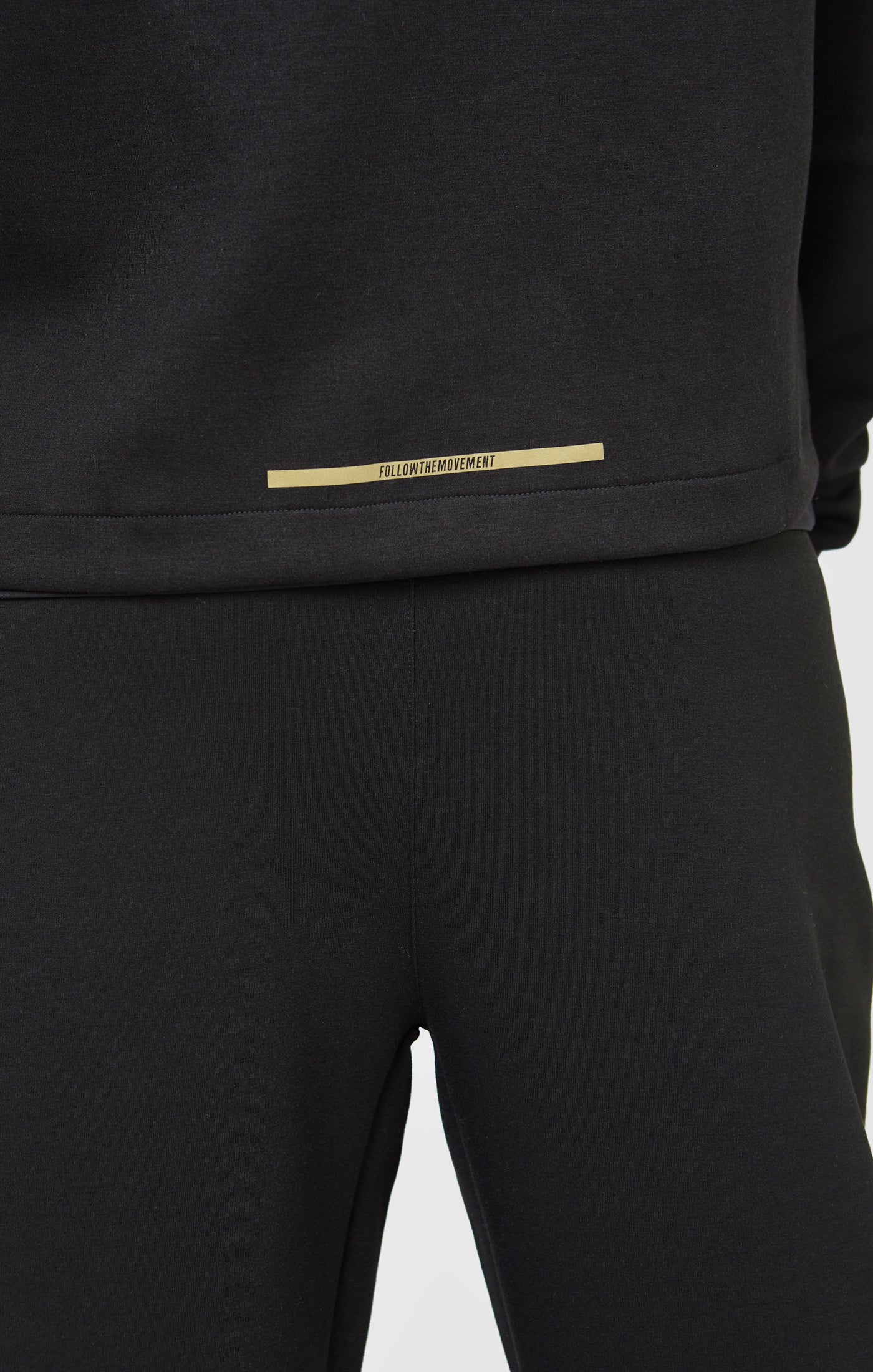 Black Sports Zip-Thru